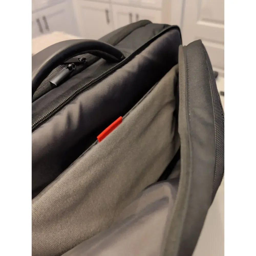 Lenovo ThinkPad Professional Slim Topload Case 14